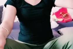 娱乐吃瓜酱去医院尴尬,尴尬场面引网友热议