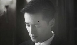 鹿晗郑爽娱乐圈吃瓜,揭秘明星背后的“瓜”事